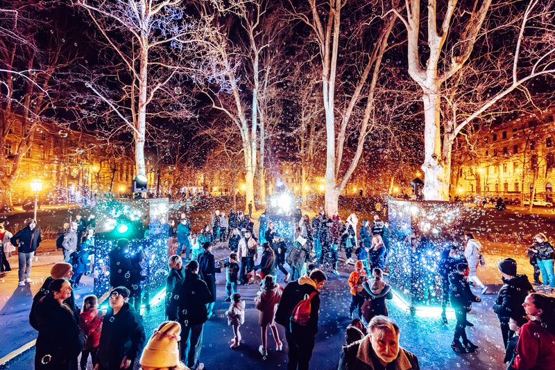 Festival of Lights Zagreb 2026_Bubbles bubbles_Julien Duval (2).jpg